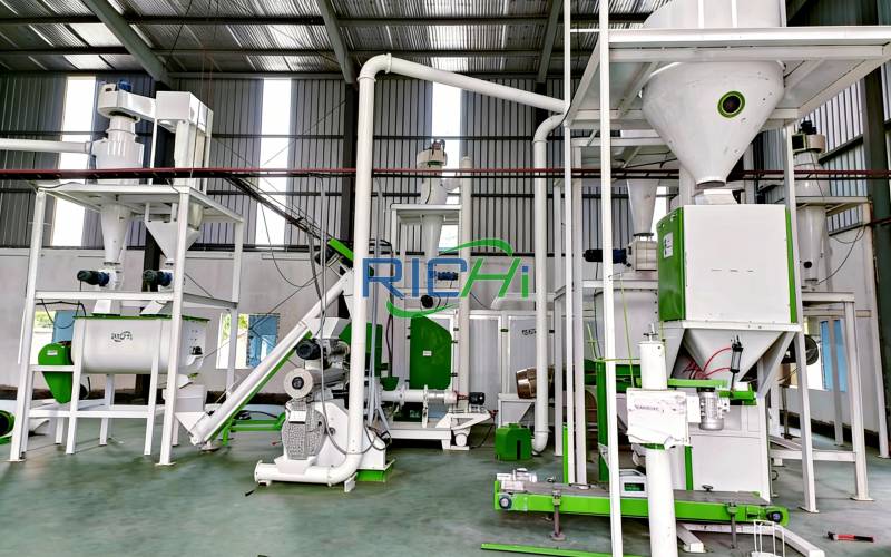 Cattle & Fish Feed Production Line in Canada