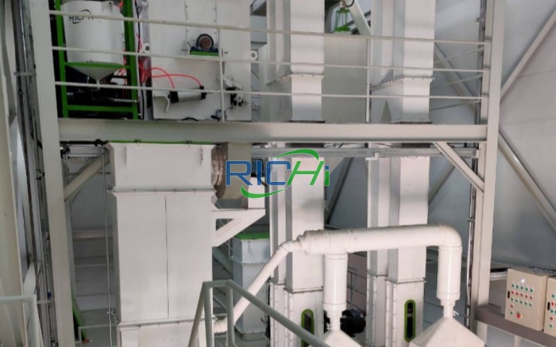 Pig Feed Mill in Mexico