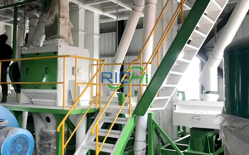 Poultry & Cow Feed Production Line in Germany