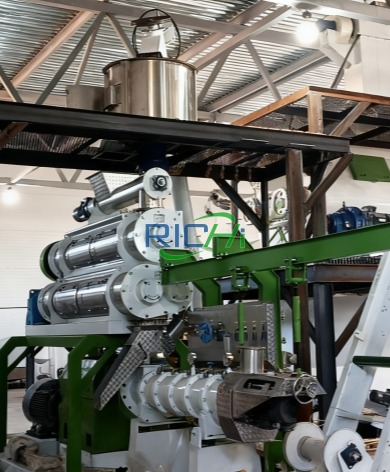 Crab Feed Production Line in Spain